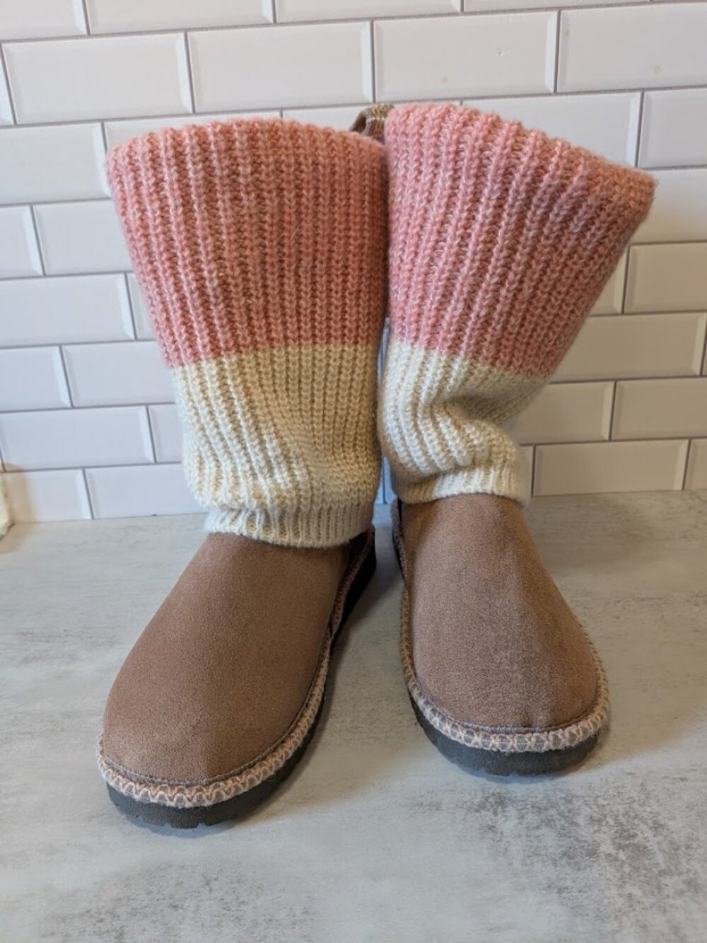 NWT! MUK LUKS "Jackie" Boot w/ Knit Warmers - Sand/Dusty-Pink/Cream - Size 8